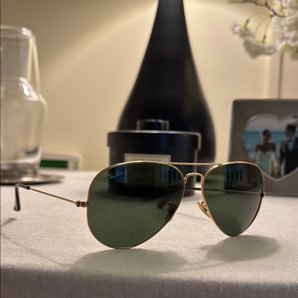Ray-Ban Gold Green Aviator Sunglasses
